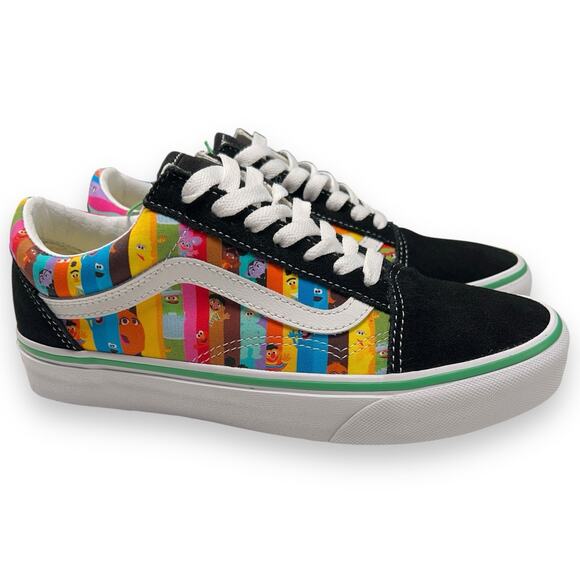 NEW Vans X Sesame Street Old Skool Womens Size 7 Limited Edition! - Picture 3 of 11